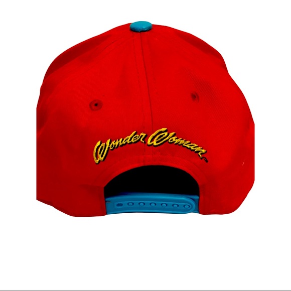DC Comics Wonder Woman Hat NEW - Picture 2 of 2